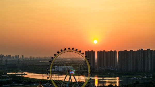 坐摩天轮、看大马戏、听音乐会，武汉文旅新地标对外开放